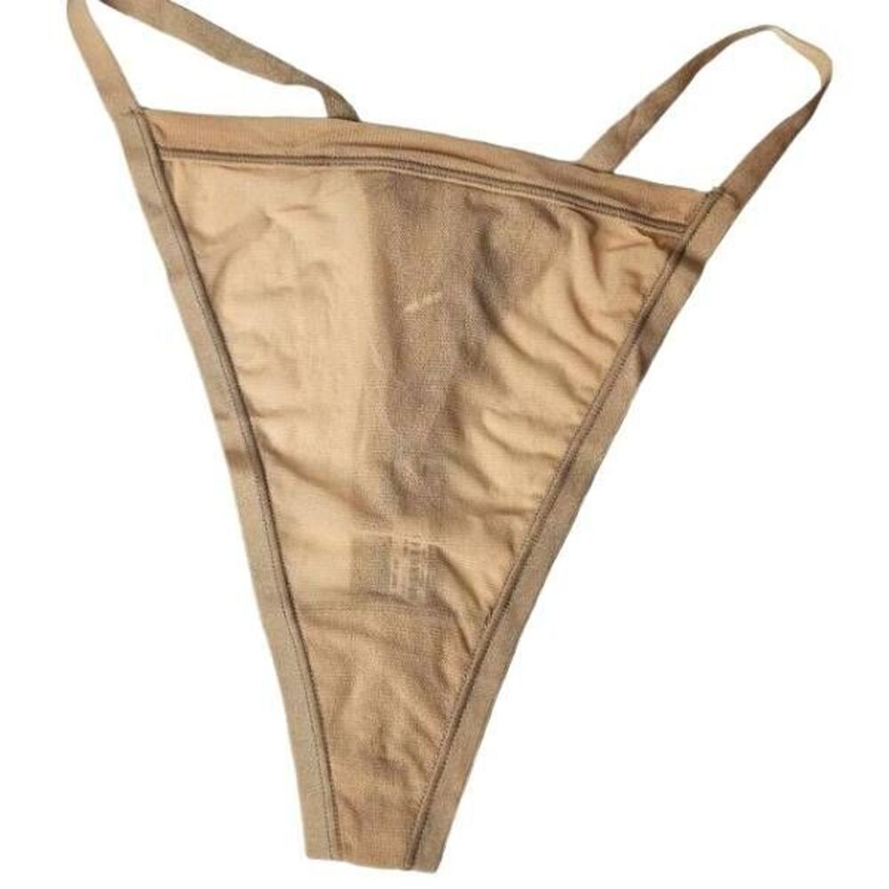 ‎SKIMS STRING PANTY NWT